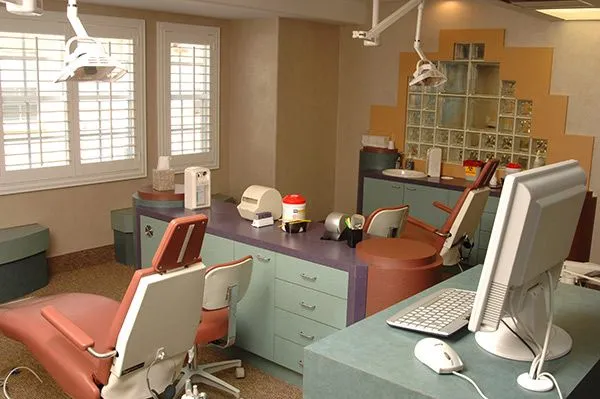 Comfortable and welcoming pediatric dentist office environment